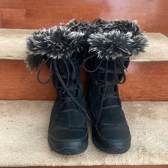 THE NORTH FACE Women’s Leather And Suede Boots Size 9 In Excellent Condition - Picture 3 of 13